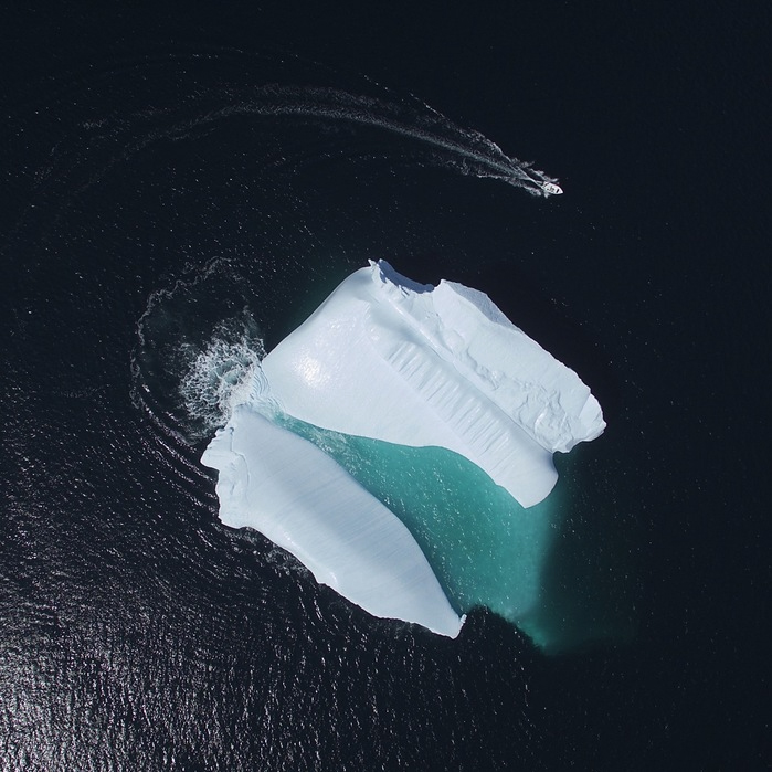 Iceberg CircumnavigationPaul DolkSint Annaparochie, Netherlands